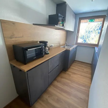 Alpenrose Apartment *