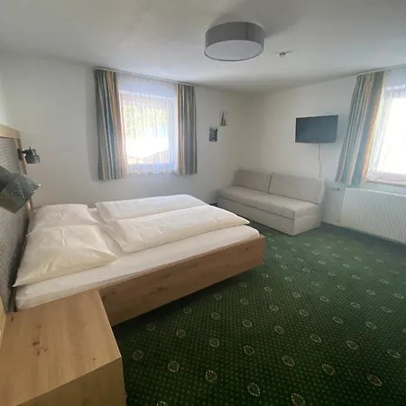 Alpenrose Apartment Spiss
