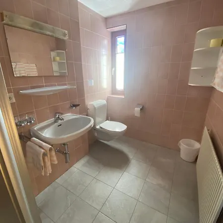 Alpenrose Apartment Spiss