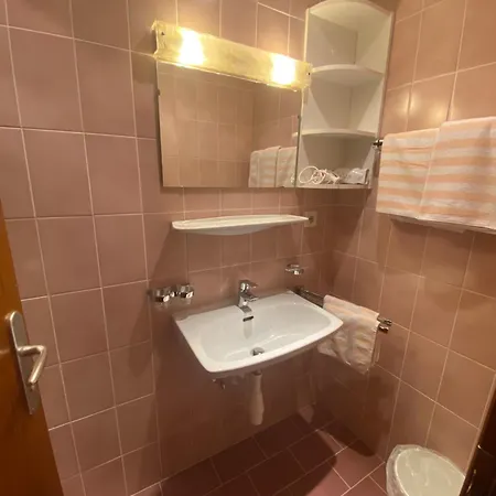 Alpenrose Apartment Spiss