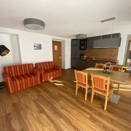 Alpenrose Apartment Spiss