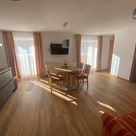 Alpenrose Apartmán *